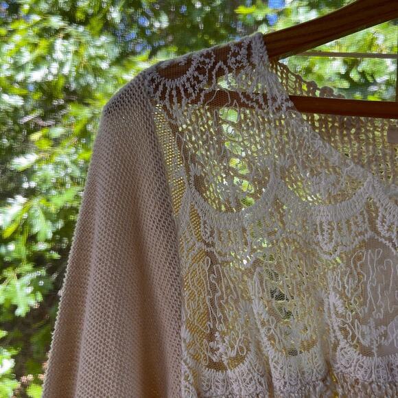 Mystree Women's Beige Lace Inset Pullover Sweater Size L. NEW - Picture 3 of 7